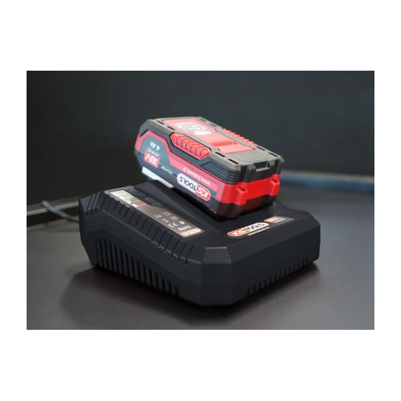 Compresseur portatif silencieux 5L sur batterie avec une batterie 4Ah